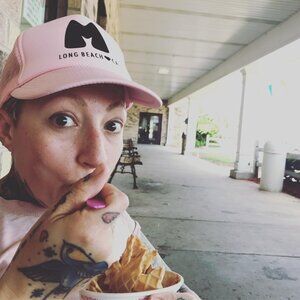 Meet your Posher, Wendi